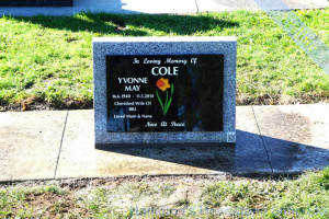 Upright Low Cost Headstone Cheap Headstone